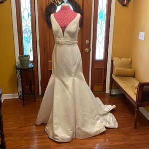 DB Studio wedding dress
